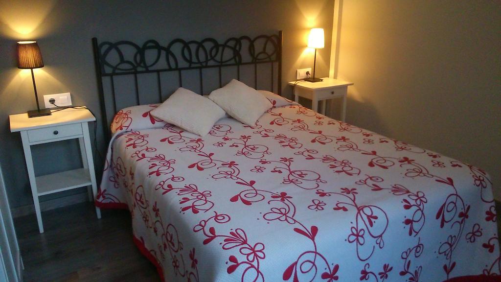 Apartamentos San Gregorio Alquézar Szoba fotó