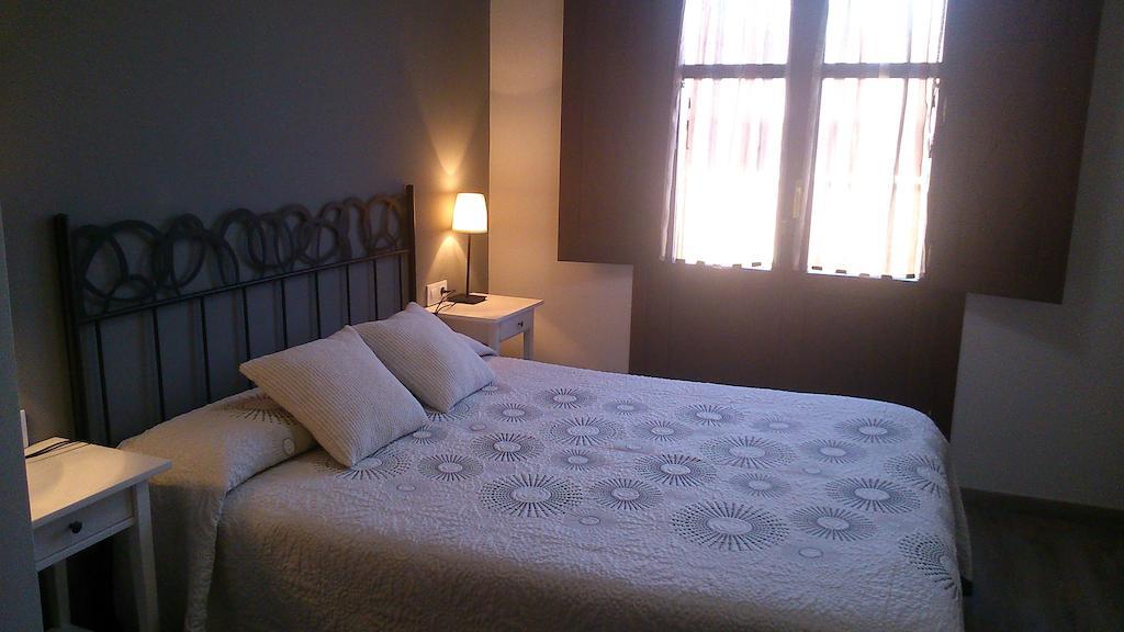 Apartamentos San Gregorio Alquézar Szoba fotó